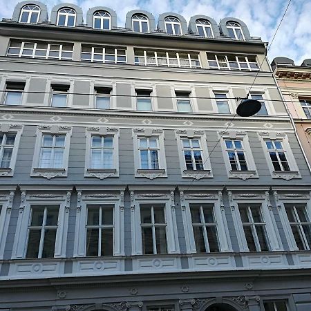 Gemuetliche Wohnung Nahe Zentrum Вена Экстерьер фото