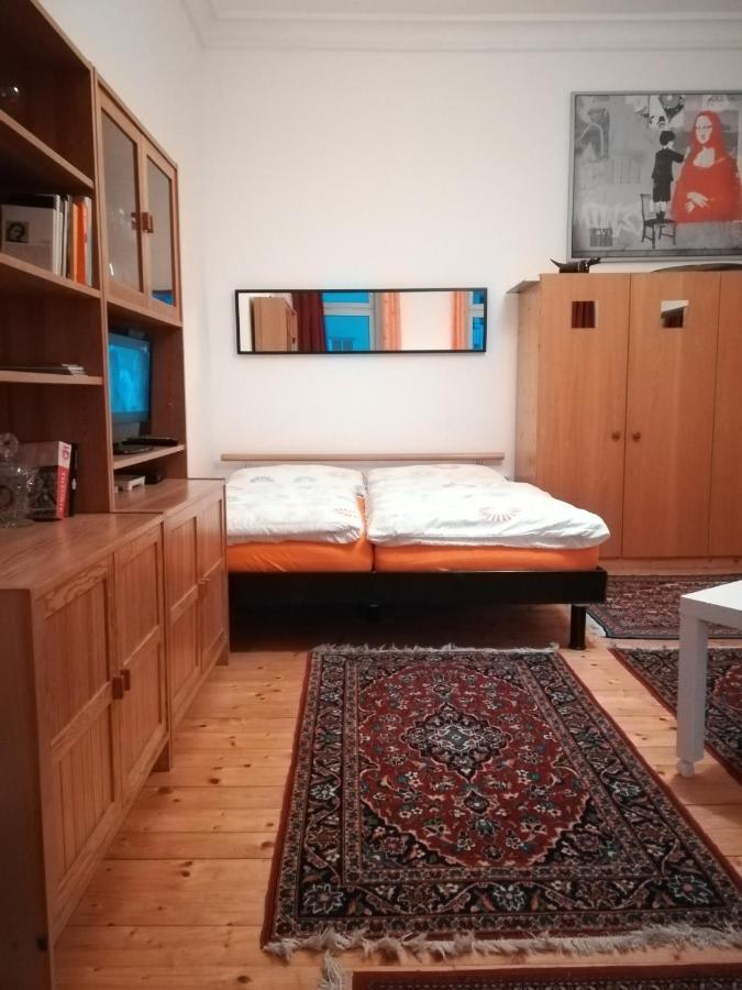 Gemuetliche Wohnung Nahe Zentrum Вена Экстерьер фото